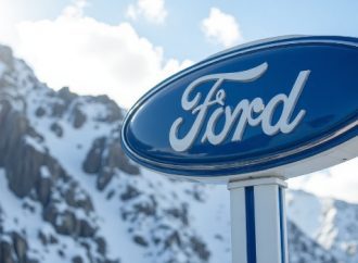 భారీ SUV రీకాల్ వల్ల Ford స్టాక్ కుదేలైందీ – $570 మిలియన్ ఖర్చు బహిర్గతం